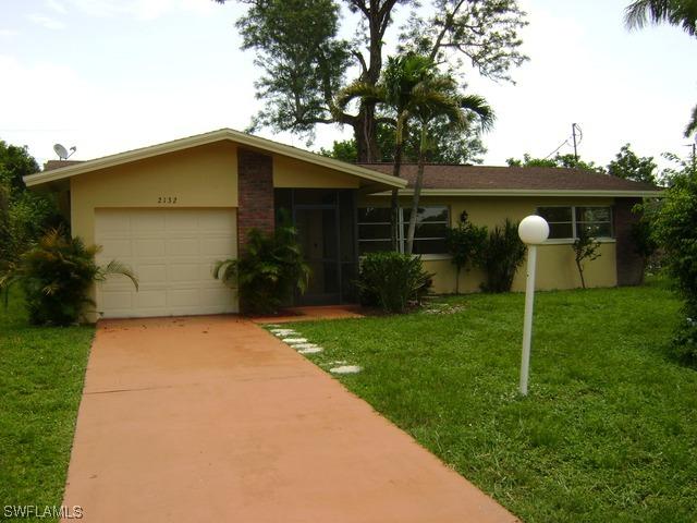 2132 43rd Ln., Naples, FL 34116