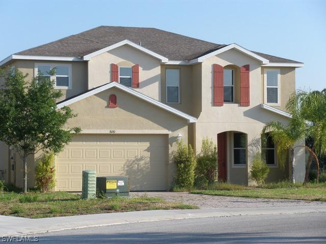 8010 Allamanda Ct., Lehigh Acres, FL 33972
