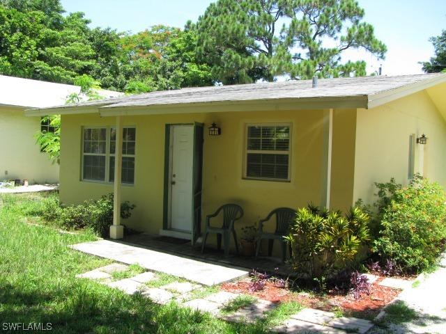 1049 Sperling Ave., Naples, FL