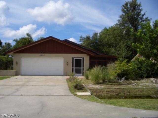 4404 Robin Ave., Naples, FL 34104