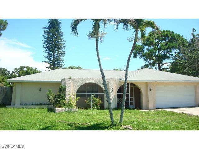 2761 Longboat Dr., Naples, FL 34104