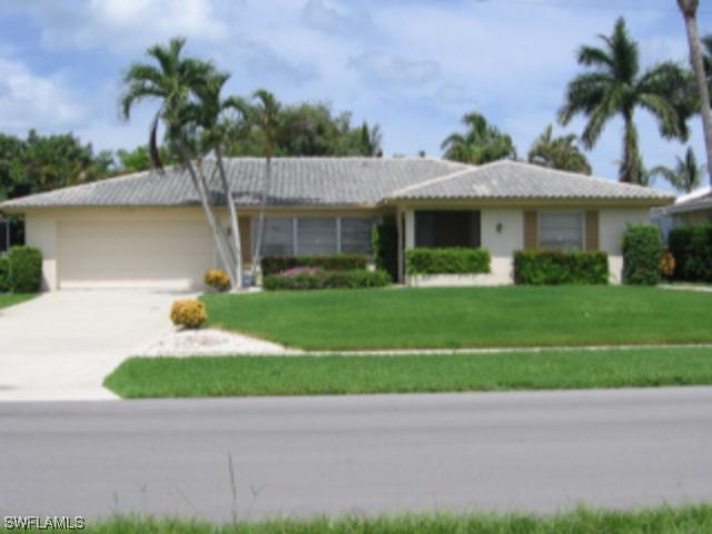 406 Worthington St., Marco Island, FL 34145