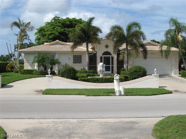 934 Sundrop Ct., Marco Island, FL 34145