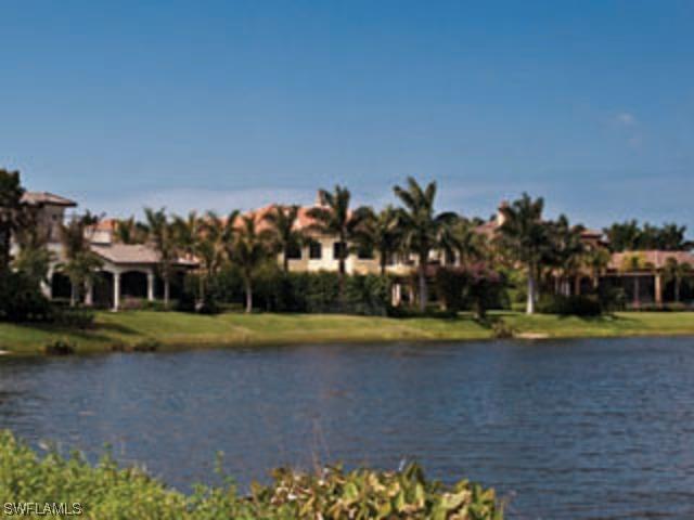 2565 Escada Dr., Naples, FL 34109