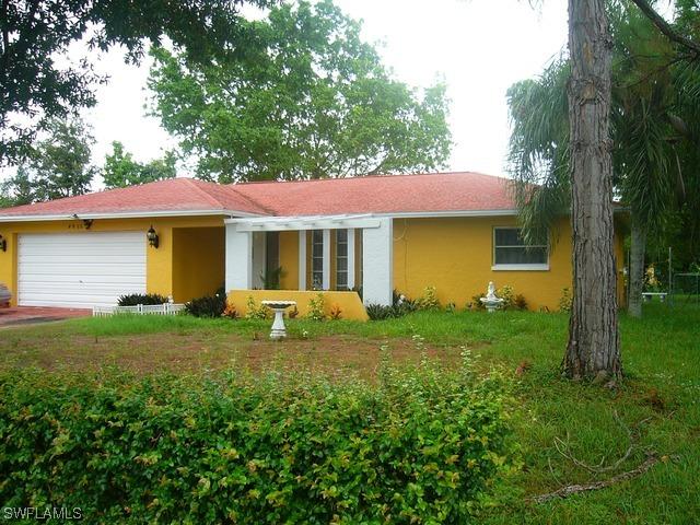 4955 17th Pl., Naples, FL