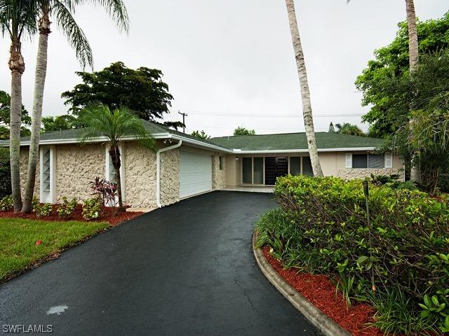 1324 Morningside Dr., Naples, FL