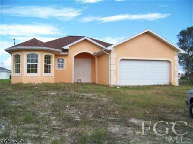 2710 35th St., Lehigh Acres, FL 33976