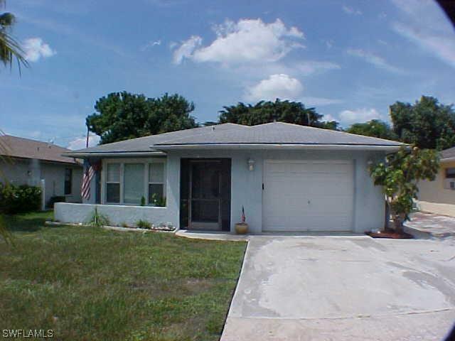 855 98th Ave., Naples, FL 34108