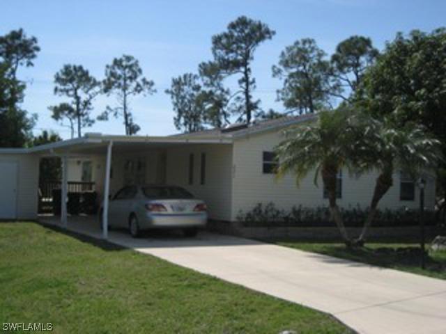 221 Grosbeak Ln., Naples, FL