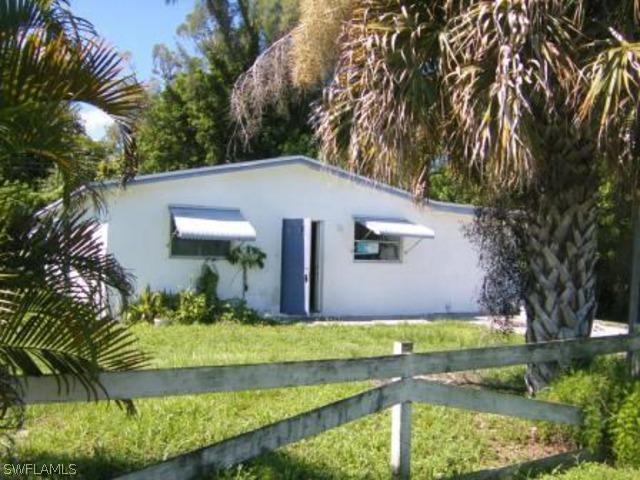 2770 Storter Ave., Naples, FL