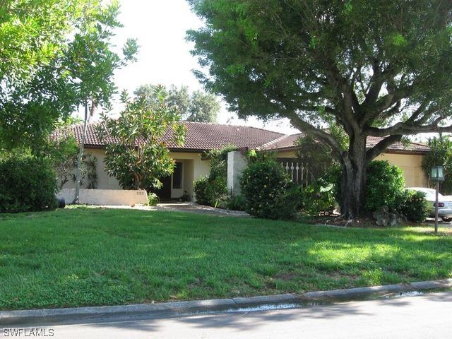 805 Cape View Dr., Fort Myers, FL 33919