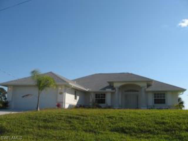 5900 Dora Ave., Lehigh Acres, FL 33971