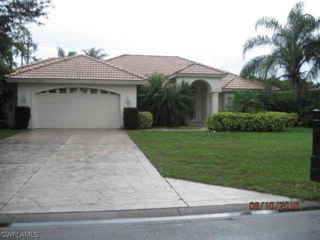2025 Imperial Cir., Naples, FL