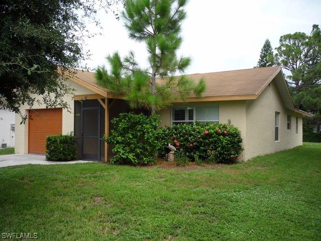 619 96th Ave., Naples, FL 34108