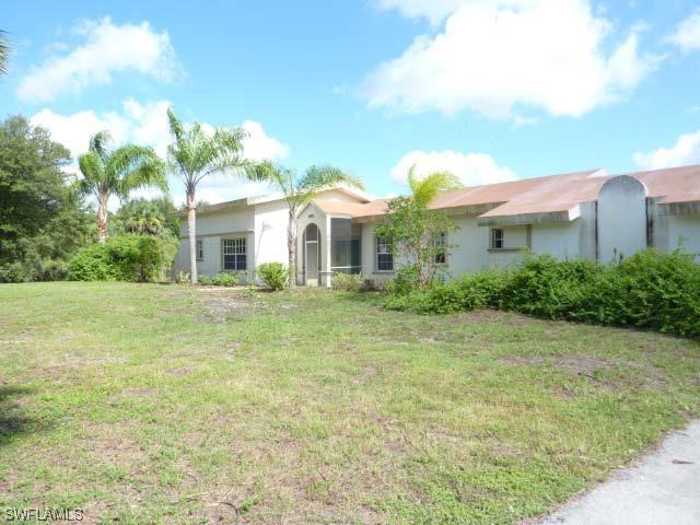 681 Golden Gate Blvd., Naples, FL 34120