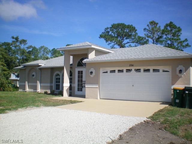 2541 6th Ave., Naples, FL 34117