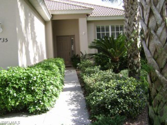 6735 Old Banyan Way, Naples, FL 34109