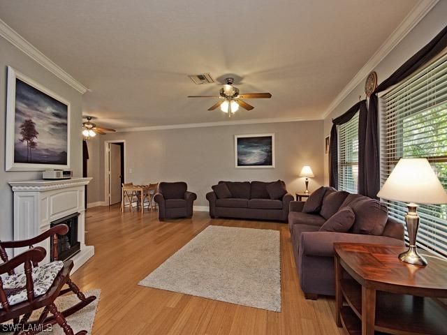 3012 Round Table Ct., Naples, FL