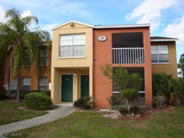 201 Santa Clara Dr. #2, Naples, FL 34104