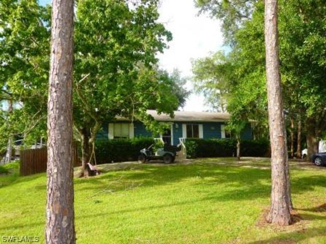 5209 Cypress Ln., Naples, FL 34113