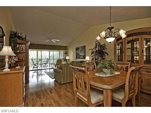 6985 Dennis Cir. #301, Naples, FL