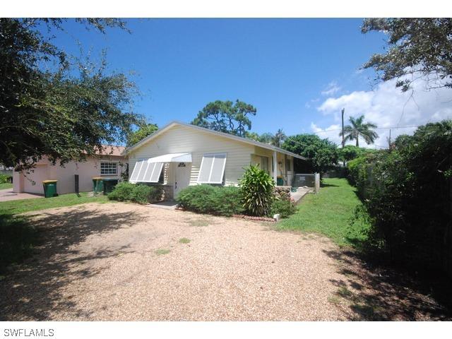 811 94th Ave., Naples, FL 34108