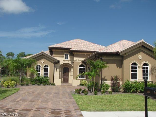 7703 Cottesmore Dr., Naples, FL 34113