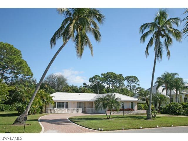 1170 Oleander Dr., Naples, FL