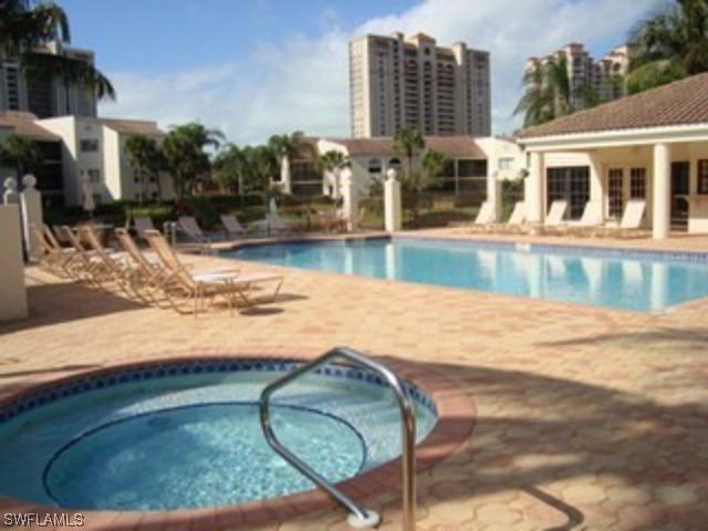 6500 Valen Way #104, Naples, FL