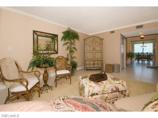 7515 Pelican Bay Blvd. #9-B, Naples, FL