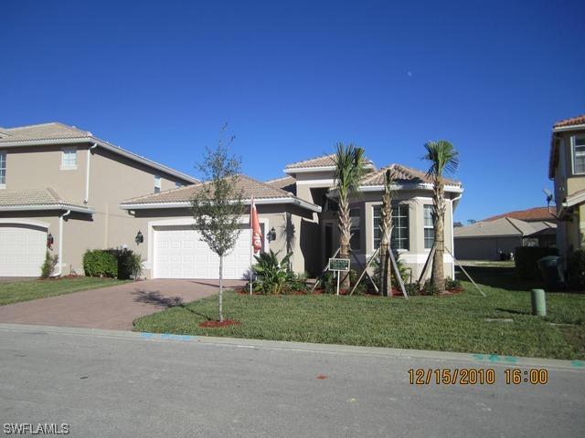 11127 Sparkleberry Dr., Fort Myers, FL 33913