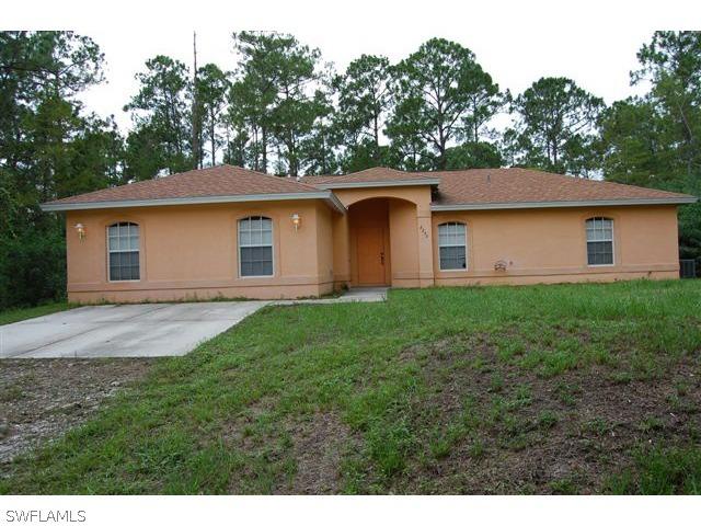 2255 Della Dr., Naples, FL