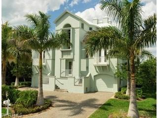 219 Dolphin Cove Ct., Bonita Springs, FL 34134