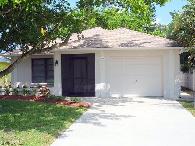 577 108th Ave., Naples, FL