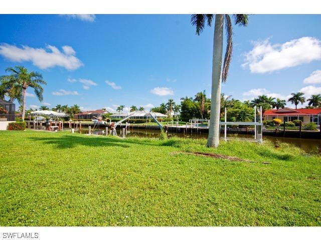 233 Meadowlark Ct., Marco Island, FL 34145