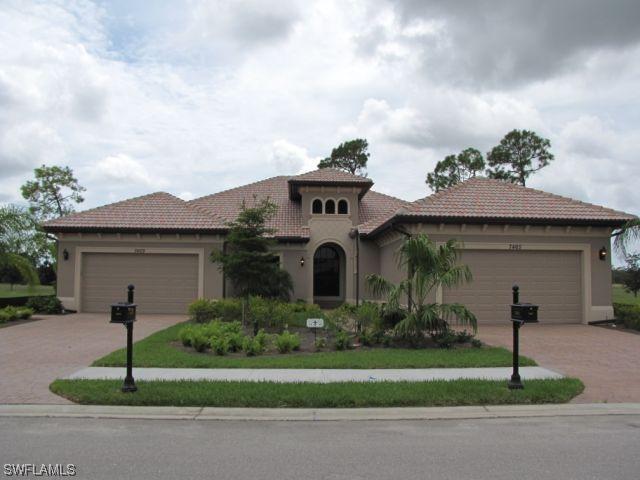 7571 Moorgate Point Way, Naples, FL 34113
