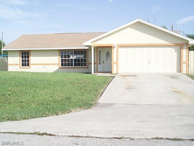 5451 27th Pl., Naples, FL 34116