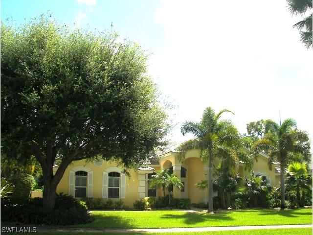 25021 Goldcrest Dr., Bonita Springs, FL