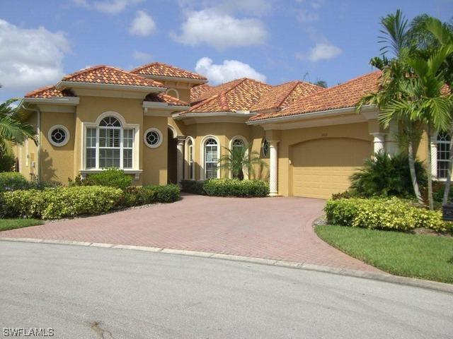 5815 Hammock Isles Dr., Naples, FL