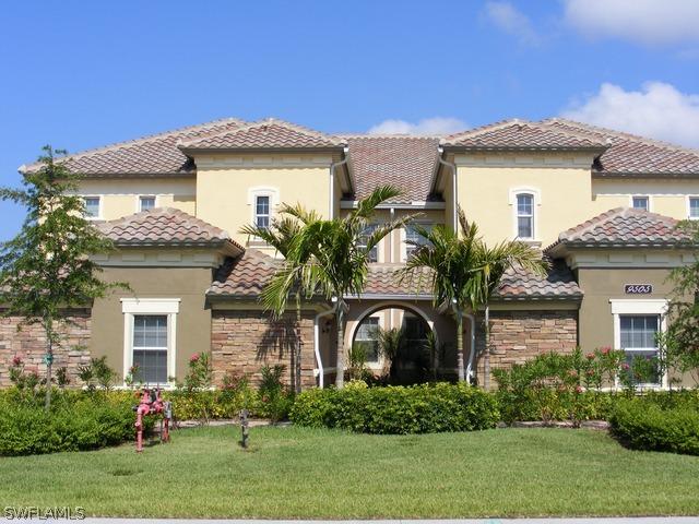 9549 Ironstone Ct. #202, Naples, FL 34120