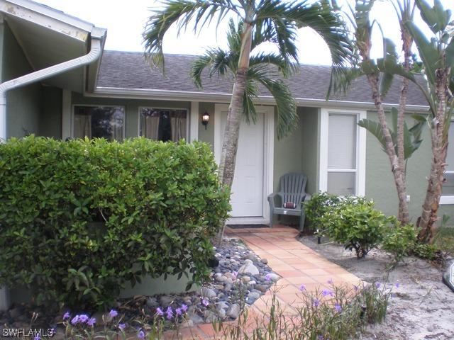 1184 Alhambra Cir., Naples, FL