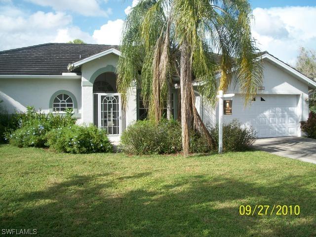 182 Palmetto Dunes Cir., Naples, FL