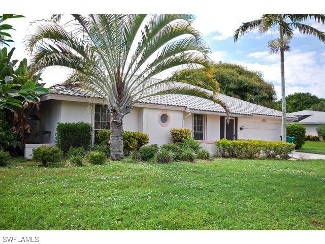 450 Forest Hills Blvd., Naples, FL 34113