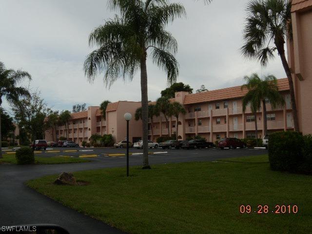 160 Turtle Lake Ct. #307, Naples, FL