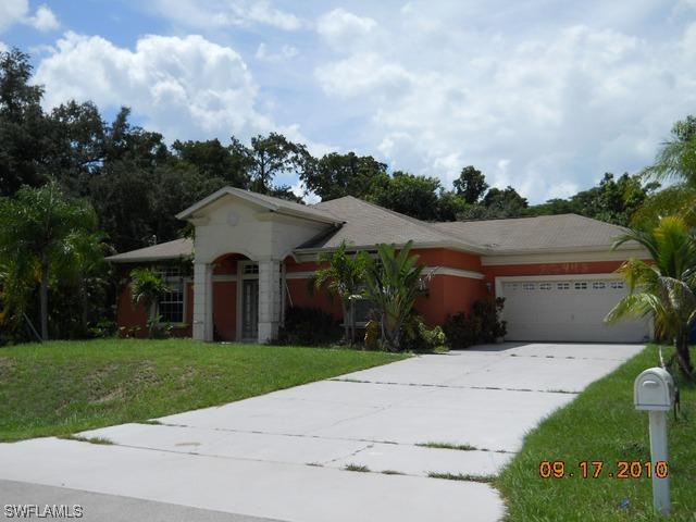 27943 Carl Cir., Bonita Springs, FL 34135