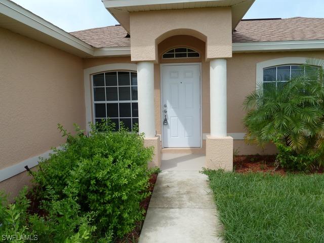 2673 41st Ave., Naples, FL 34120