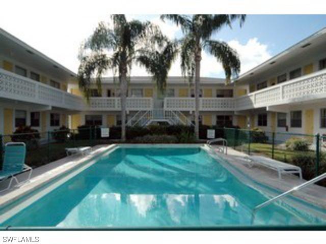 544 4th Ave. #6, Naples, FL