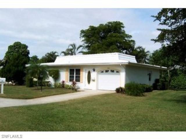 20 Lanai Cir., Naples, FL 34112