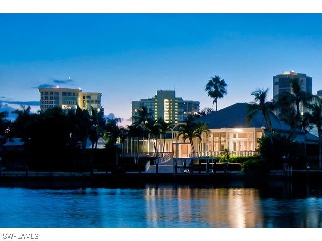 314 Neapolitan Way, Naples, FL