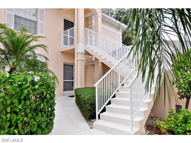 661 Wiggins Lake Dr. #102, Naples, FL
